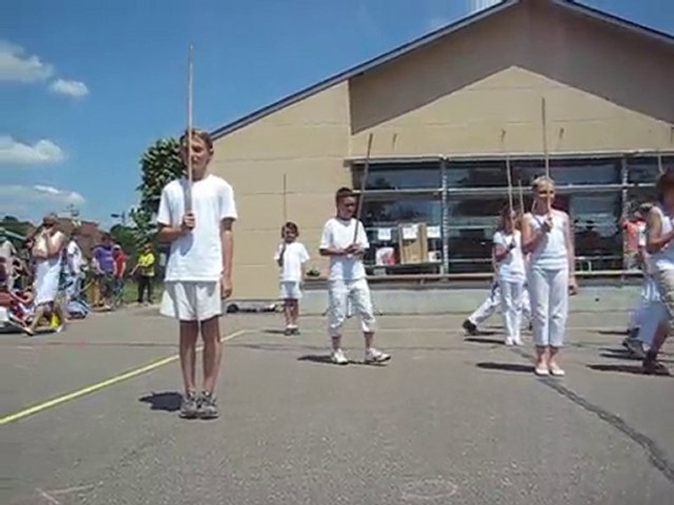 Fête de l'école 2010 La danse des CM2
