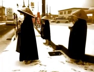 Investigatin' the snows .. Three Crows