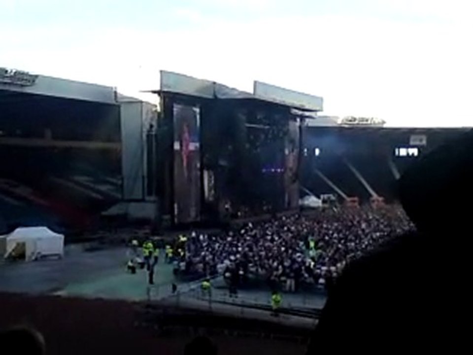 Paul McCartney, Drive my Car live at Hampden 20/6/10