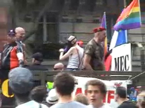 7.MARCHE DES FIERTES L.G.B.T 2010