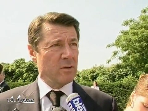 Visite d'Estrosi au Renault F1 Team de Viry-Châtillon