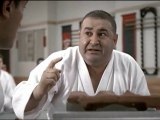 Vodafone Reklamı | Şafak Sezer & Karate Hocası Çok Komik :))