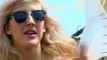 Ellie Goulding gets starry eyed at Glastonbury