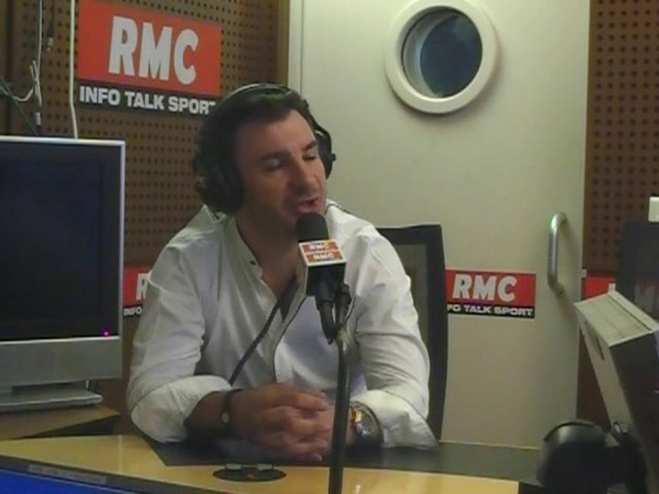 "Faudel n'aurait pas dû chanter pour Sarkozy." Michaël Youn