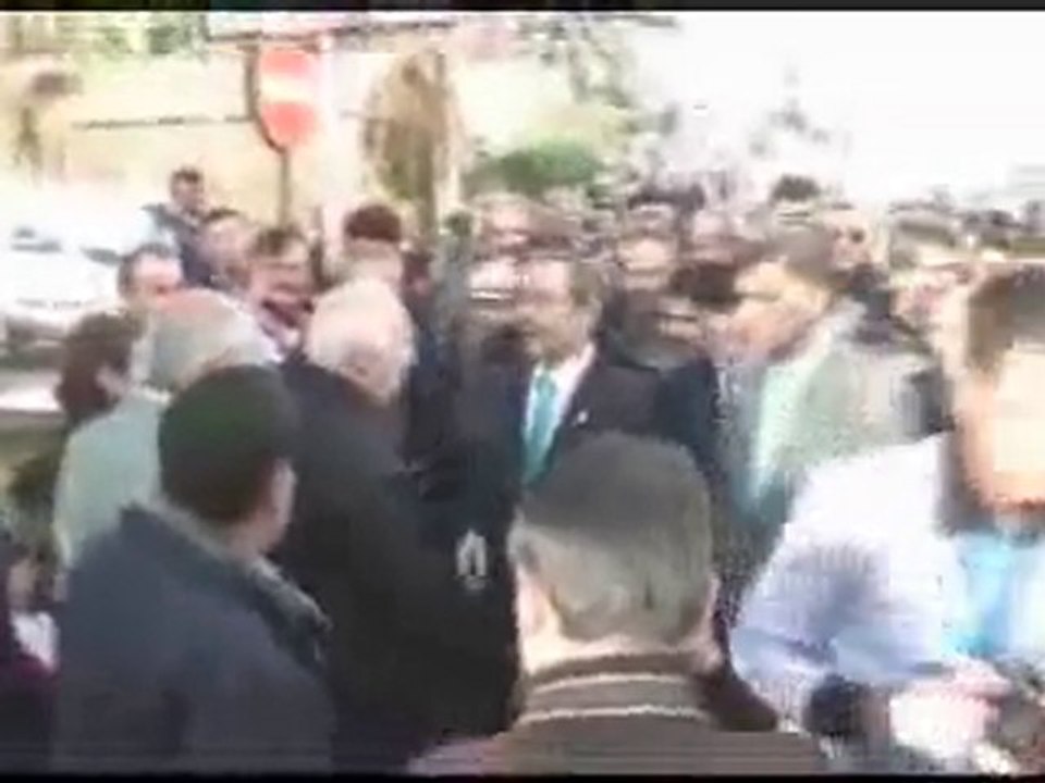 Türkiye Partisi Abdüllatif ŞENER Sinop halkını selamlıyor.