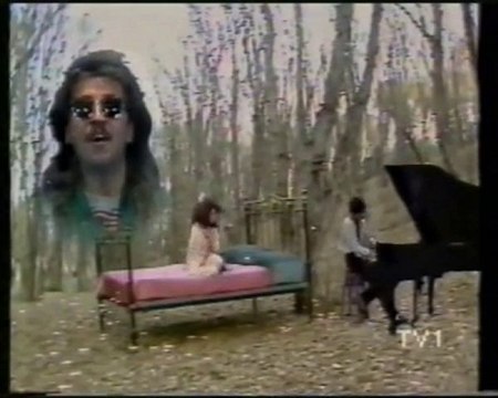 ilhan irem - Sevgi Sevgiyle Çoğalır