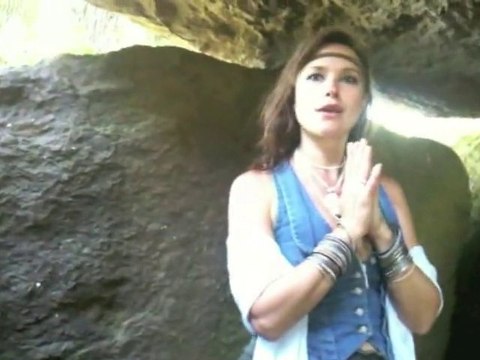 La chamane Diane Bellanger et les pierres