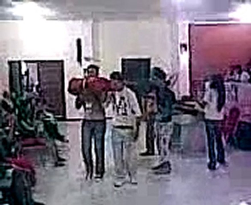 une partie de la piece de theatre présenté par les jeunes