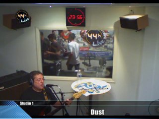 Dust: Too sorry (44h live) 05/06/2010