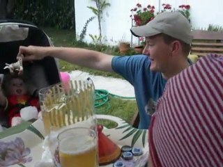 NOTRE PREMIER PETIT POT