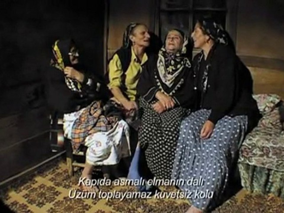 Köprü Ortasında - Anadolunun Kayip Sarkilari