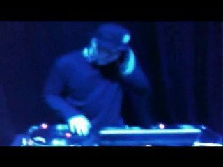 DJ GOLDFINGERS & WLAD MC 1ere PARTIE JAY Z (Bercy) part 2