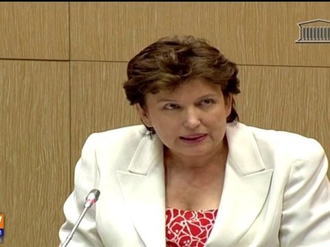 Roselyne Bachelot répond à la FIFA