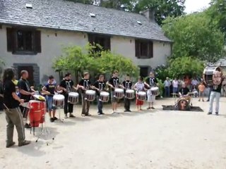 Bagad Beuzeg - Ensemble Batteries - Menez Meur 2010