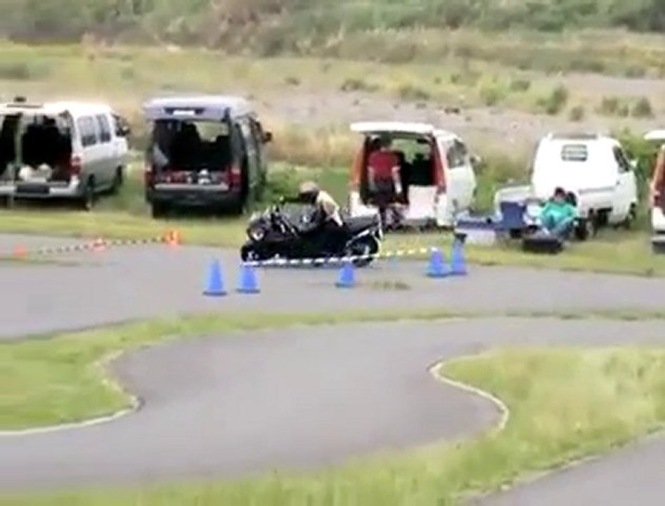 1400cc Kawasaki ZX14 Ne kadar kıvrak olabilir