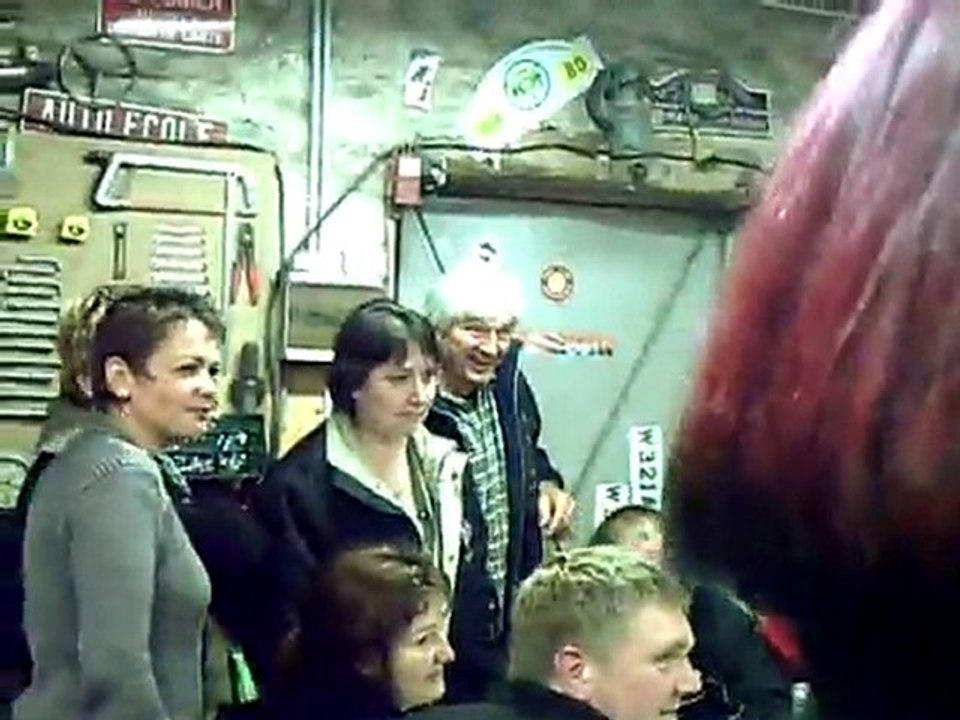 comment faire taire une bavarde