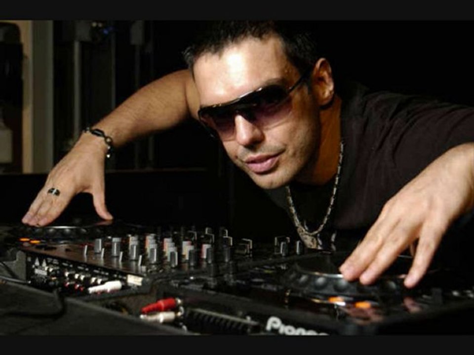 huseyin karadayi ft nekk - (fall in love with u)