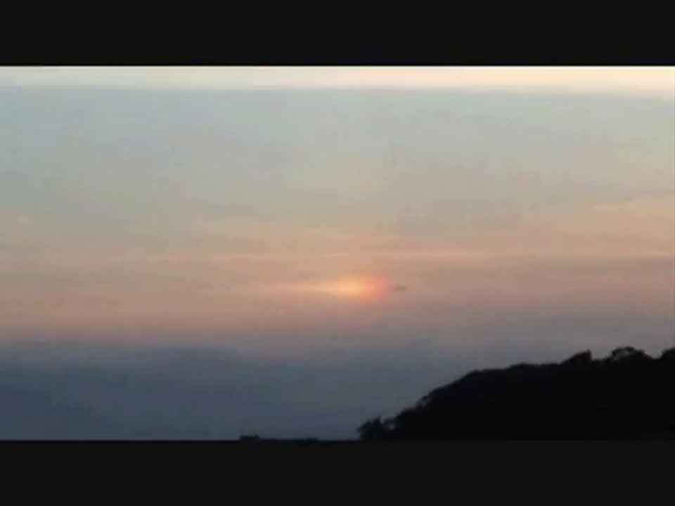 Strange sky phenomenon over North Berwick and Broxburn UK