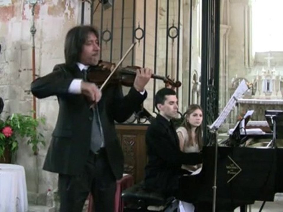 Stefano AMARA plays Kreisler Liebesleid