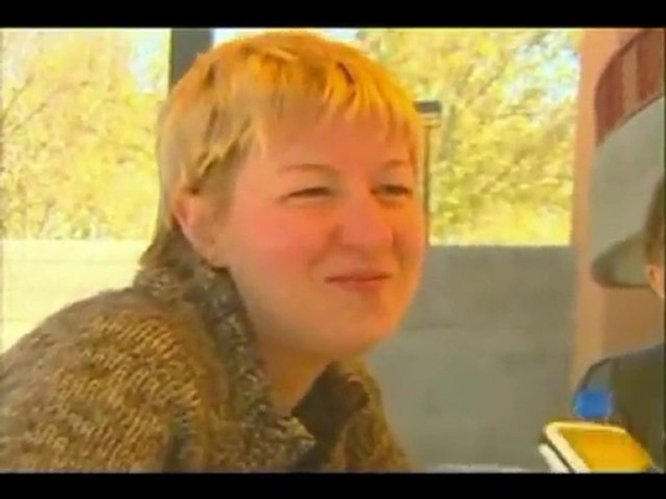 Your telephones are infected by bacteria