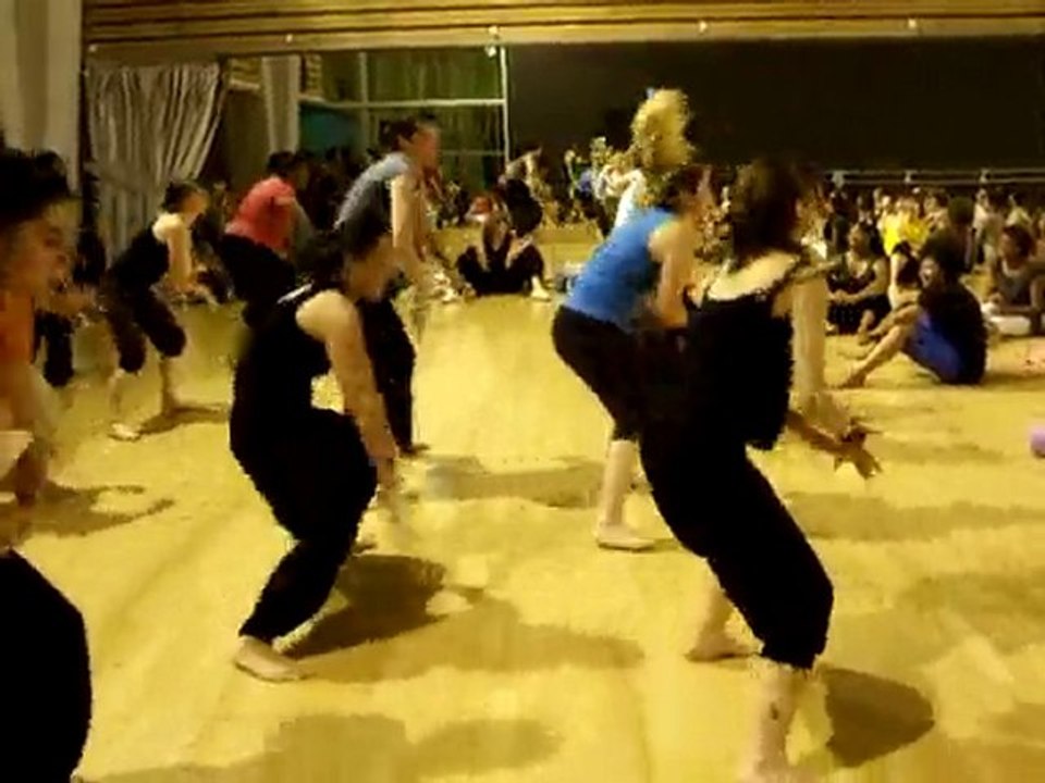 CARNAVAL TROPICAL DE PARIS 2010 Avant goût avec DIFE KAKO