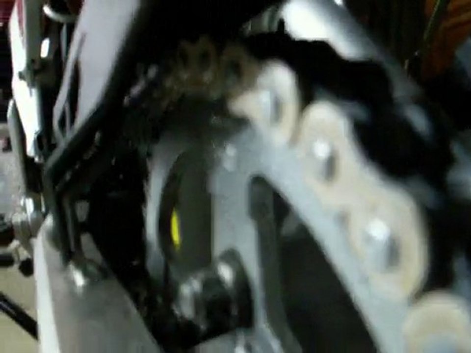 claquement chaine suzuki sv650 s 2003 30 000km inquiétant