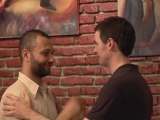 Le tango se danse aussi entre hommes à Buenos Aires