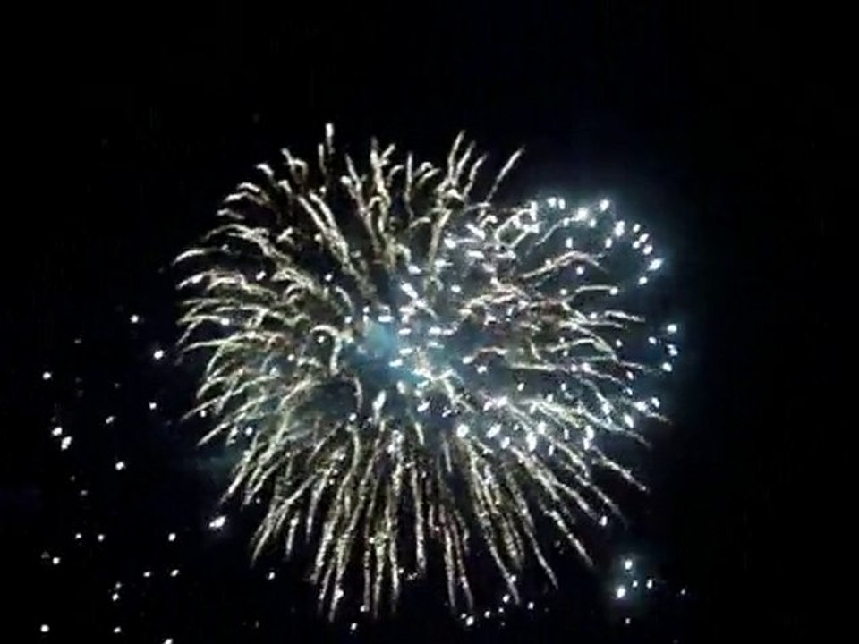 Feu d'artifice Cherbourg 14/07/2010 partie 1