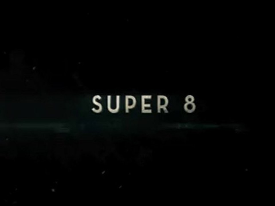 Super 8 Trailer (2011)
