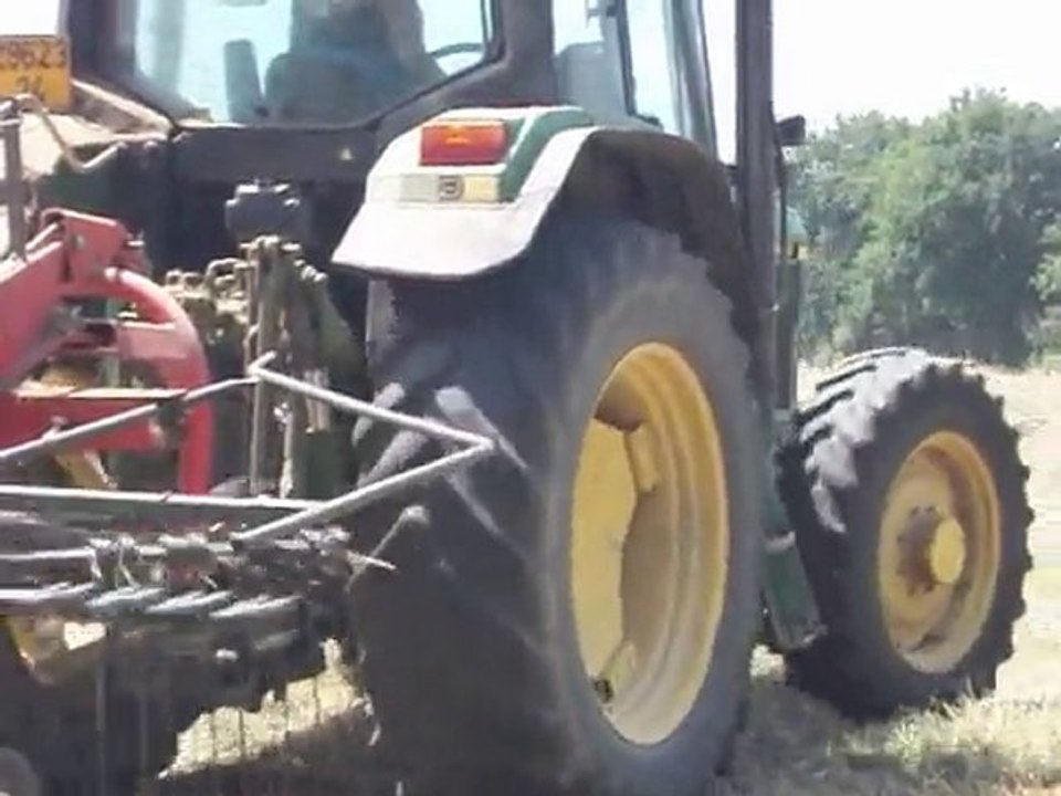 jonh deere 6540 avec andaineur