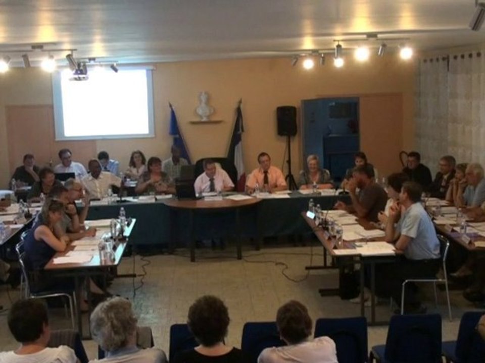 Séance du 25/06/2010 Point n°14 et 15