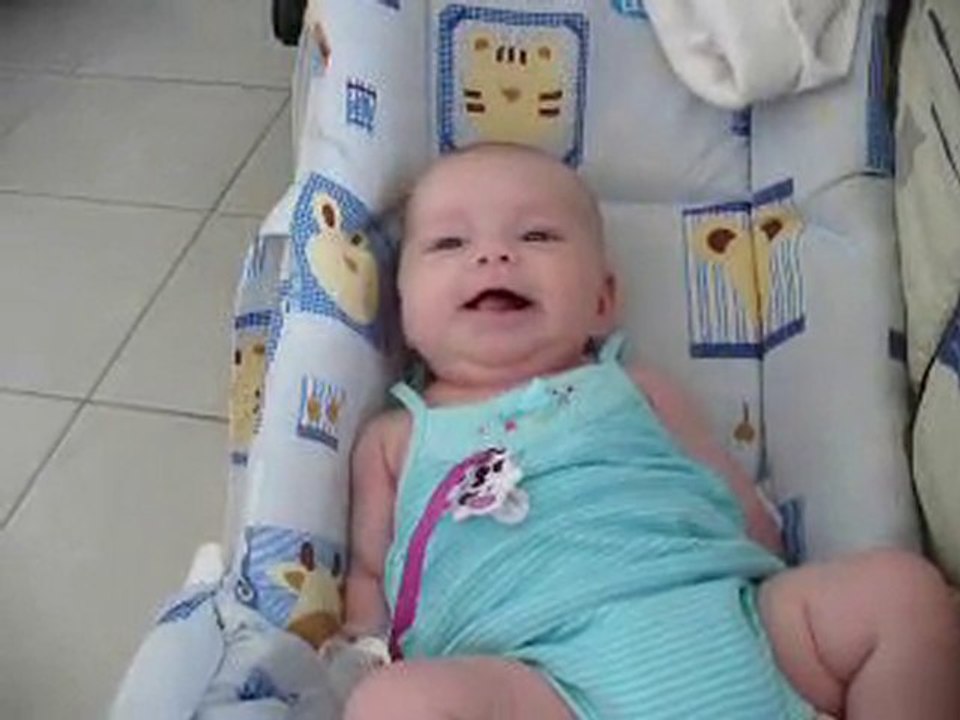 Louise et ses grands sourires