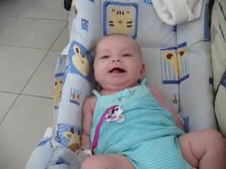 Louise et ses grands sourires