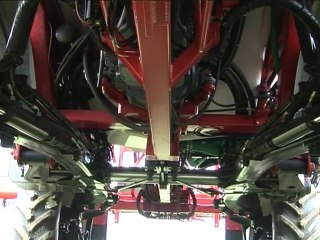 Terre à Terre 2010 - Les pulvés d'Agrifac arrivent en France