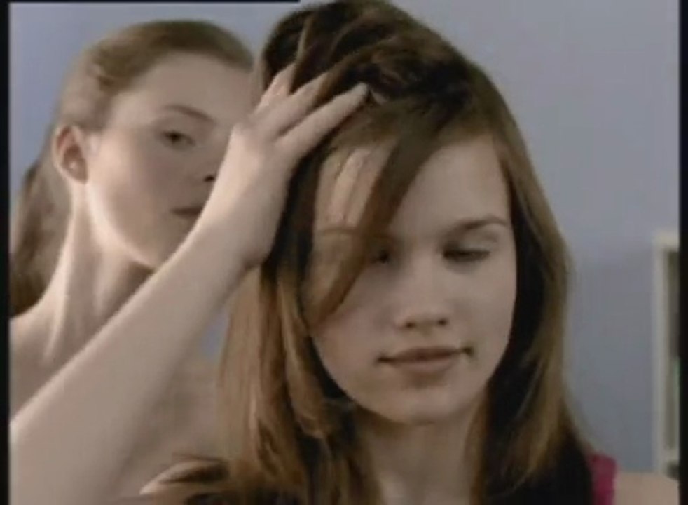 BIACTOL  | Julia FERRARI  ||  Comédienne voix off femme  |  French voice over actress