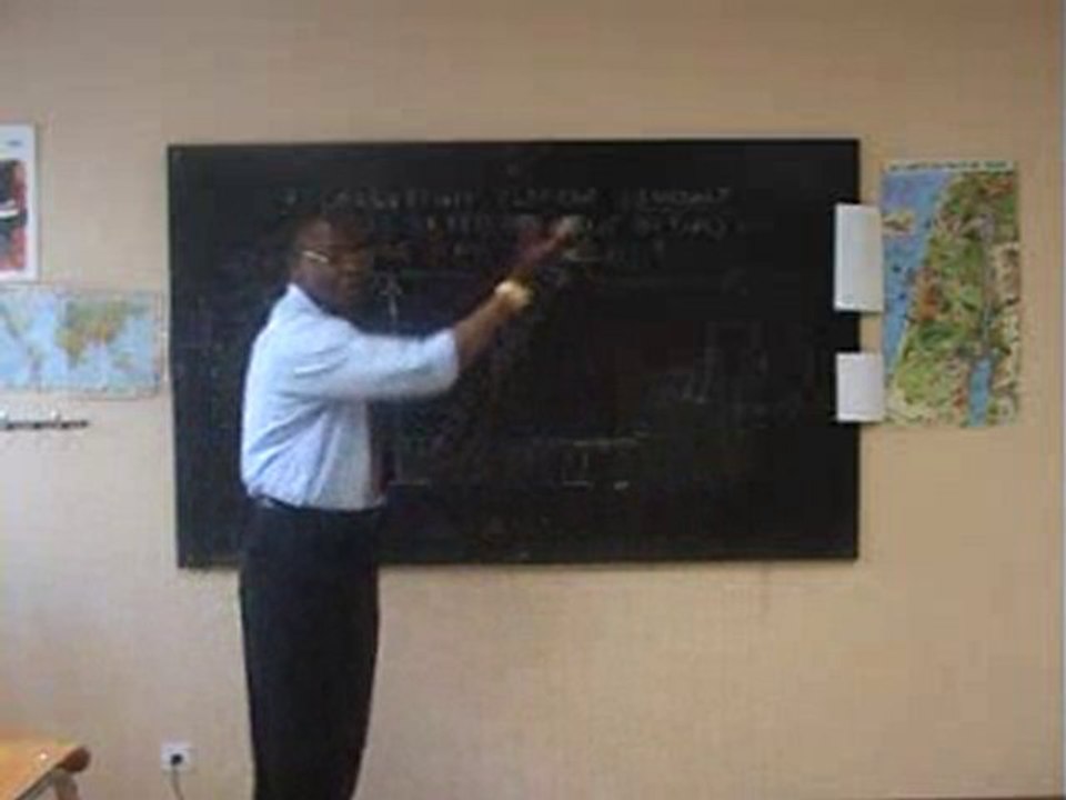 AUGUSTIN MUKAMBA DENONCE  LA  CORRUPTION EN RD CONGO 7