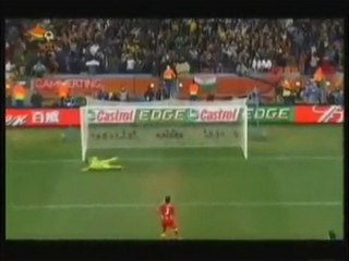 Oh oui Suarez il la sort, main opposée Richard.