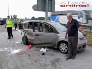 Sünnet Düğününden Dönerken Kaza Geçirdiler; 1 Ölü 3 Yaralı