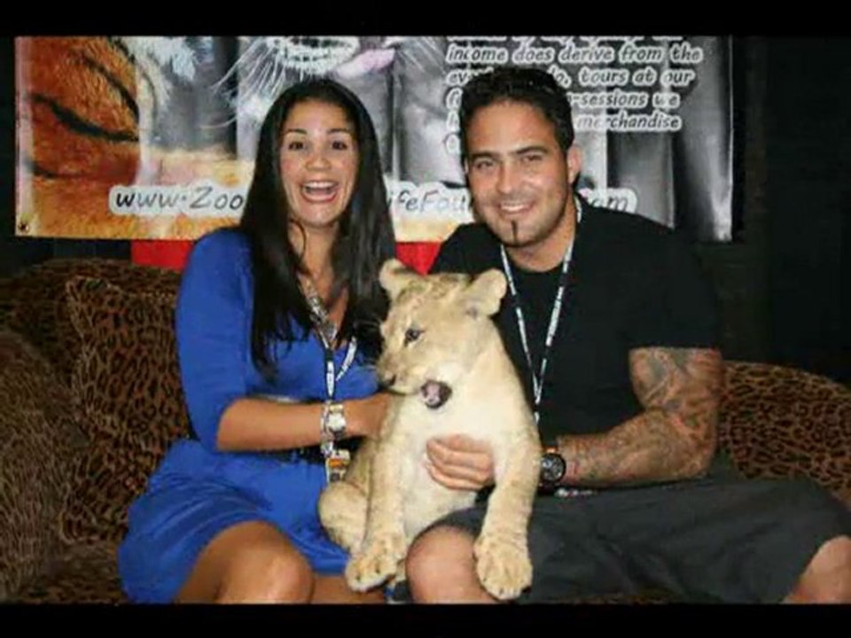 Tattoolapalooza 2010 Miami, FL - ZWF WILDLIFE SHOW