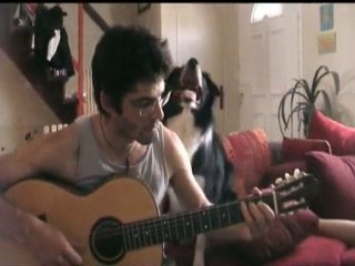 Ma première guitare: Karîna avec chien danseur 🎸