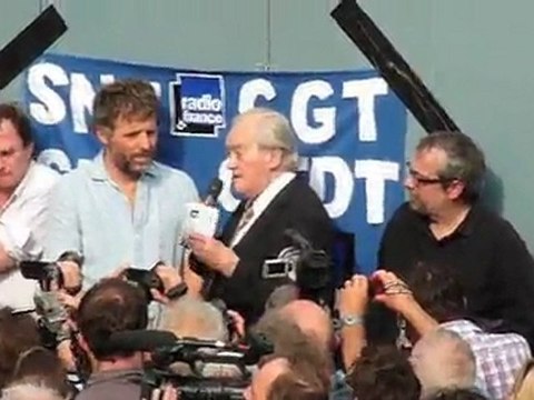 100701-RadioFr75-160-gC720