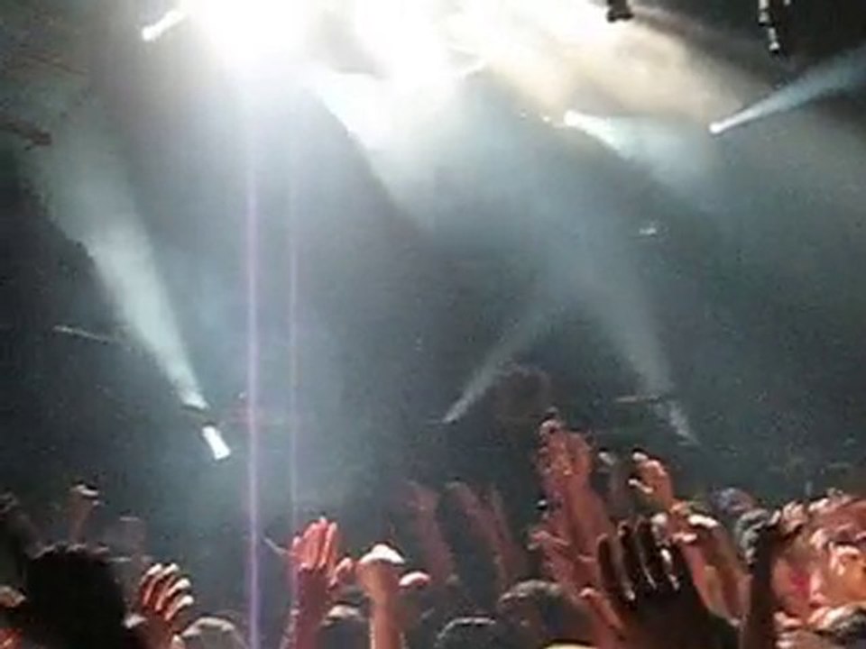 BLOODY BEETROOTS DEATH CREW 77 @élysée montmartre 03.07.2K10