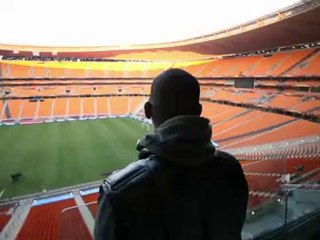 babigazoil  Playing- R. Kelly - Sign of Victory