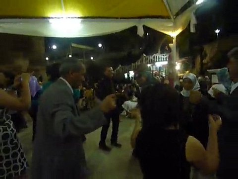 KAMİLE İLE SERKAN-(oyun havaları)