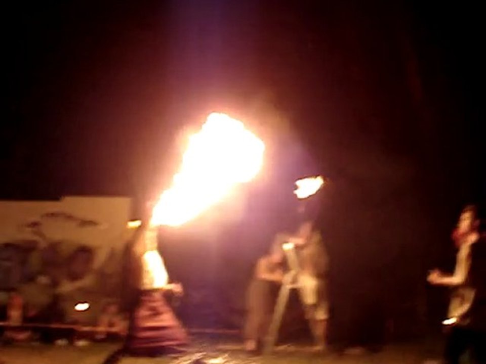 Festifl'art 3 juillet 2010 spectacle de feu - part 2