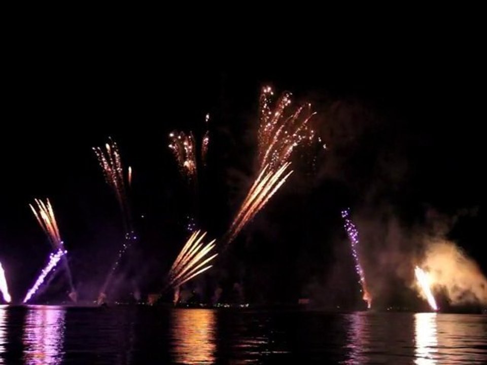feu d'artifice fête venitienne de Martigues 2010