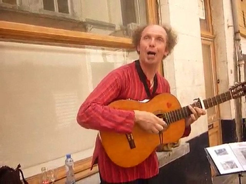 HUGUES DRAYE : "On est bien" (paroles et musique : H. Draye)