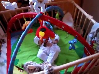 dans le parc! 4 mois et une semaine