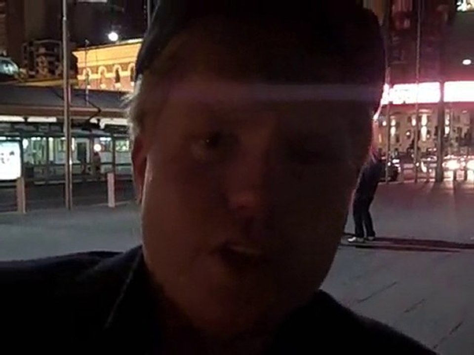 How To Attract Women and Pick Up Women Courses