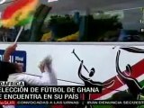 Selección de Ghana ovacionada al recorrer las calles de Joh